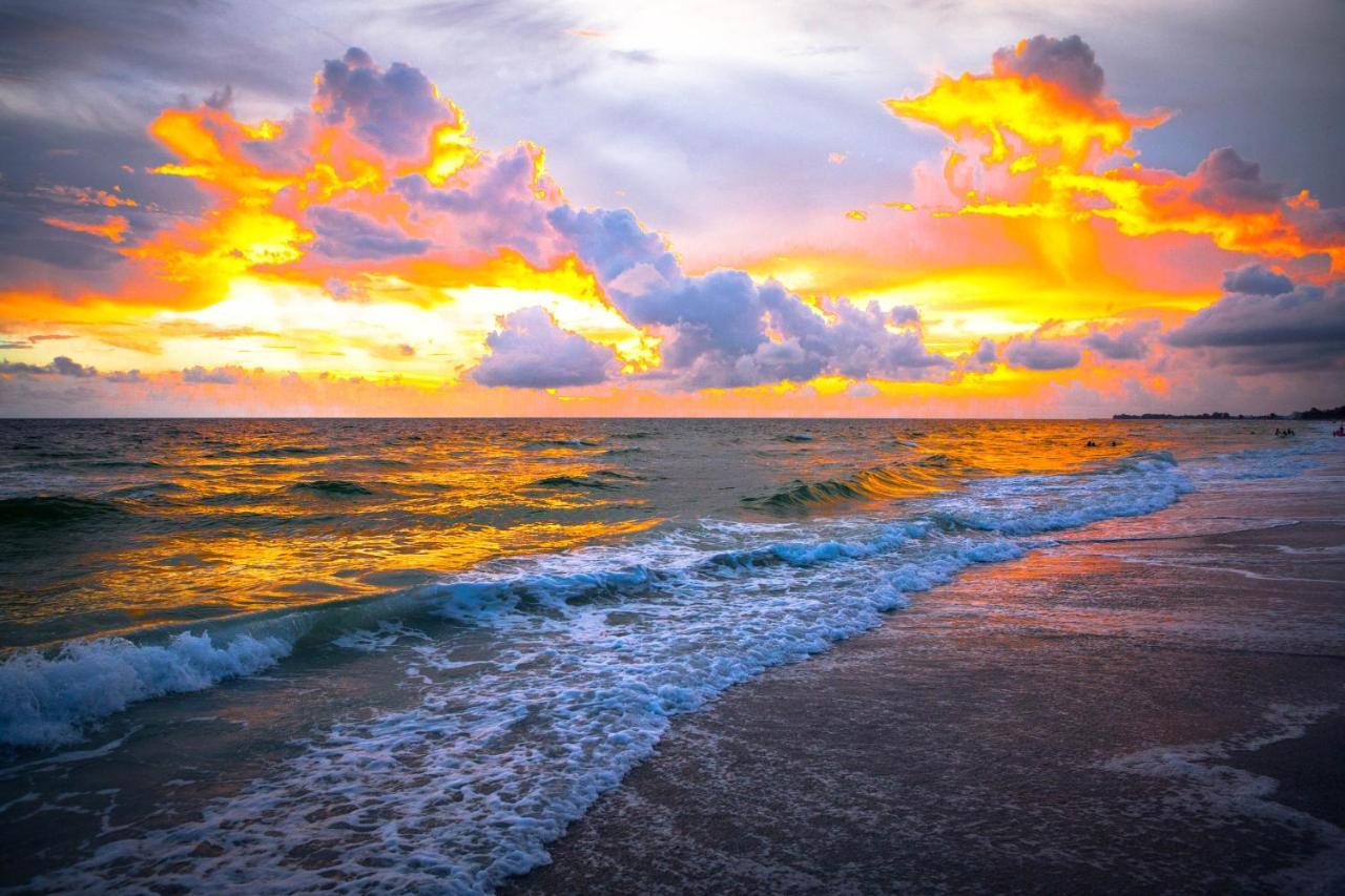 Anna Maria Island Beach Waves Брадентон-Бич Экстерьер фото