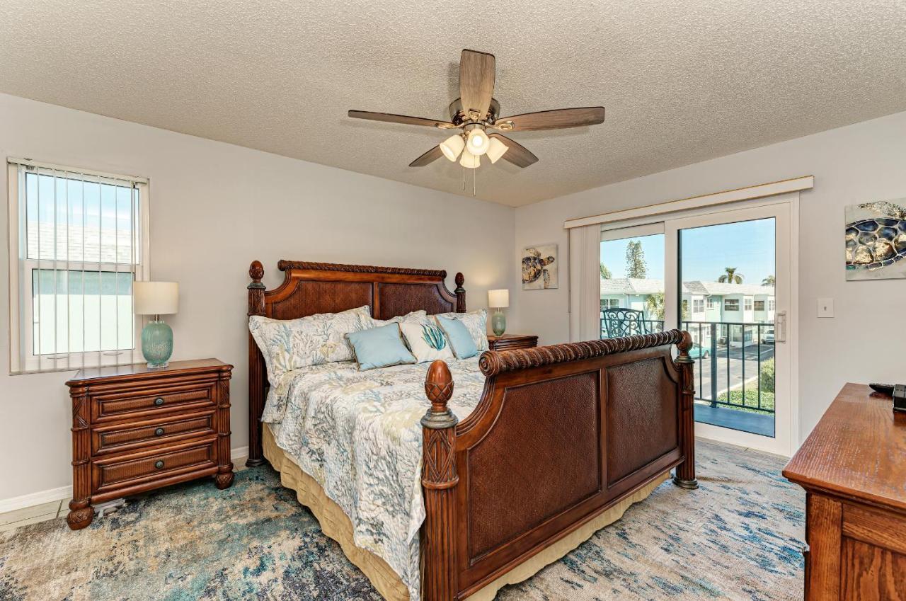 Anna Maria Island Beach Waves Брадентон-Бич Экстерьер фото