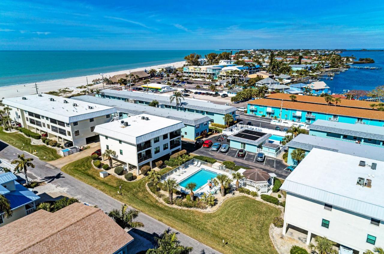 Anna Maria Island Beach Waves Брадентон-Бич Экстерьер фото